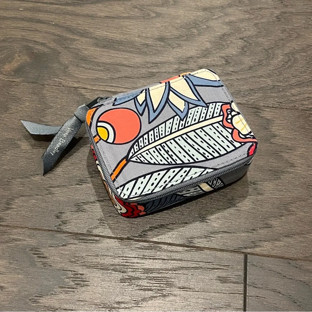 Vera Bradley Floral Travel Pill Case - Picture 4 of 4